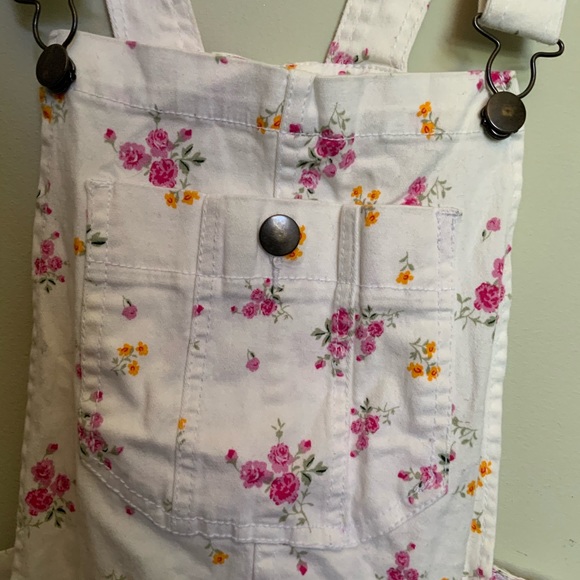Floral short overall - Picture 2 of 6